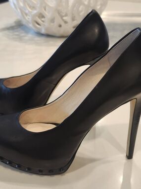 MICHAEL Michael Kors Black Leather Platform Stiletto Pumps